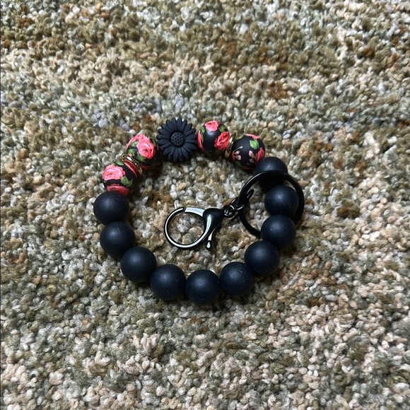 Wild Roses Black Red Pink Gold Keychain Bracelet Wristlet Black Hardware Silicon - Picture 3 of 4